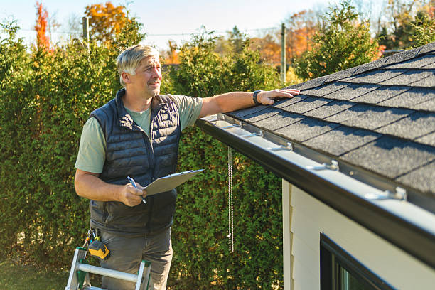 Professional Roofing technician working in Dunkirk, OH